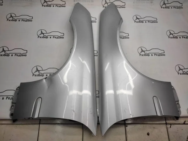 Стекла и зеркала для Mercedes-Benz C class CL203 2000-2008 на фотографиях