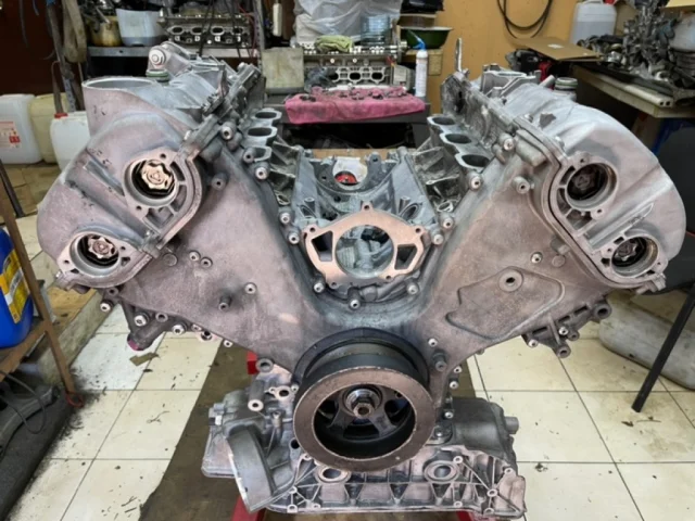 Двигатель без навесного для Porsche Macan 95B 2014-2023 на фотографиях