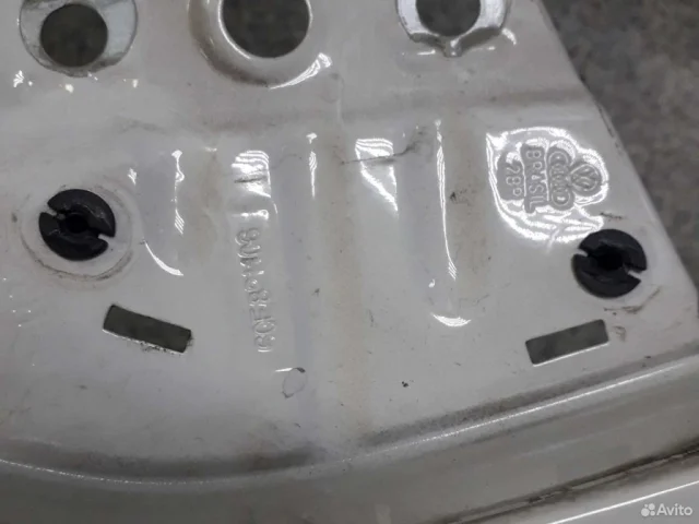 Крылья для Volkswagen Polo IV (9N3) 2005-2009 на фотографиях