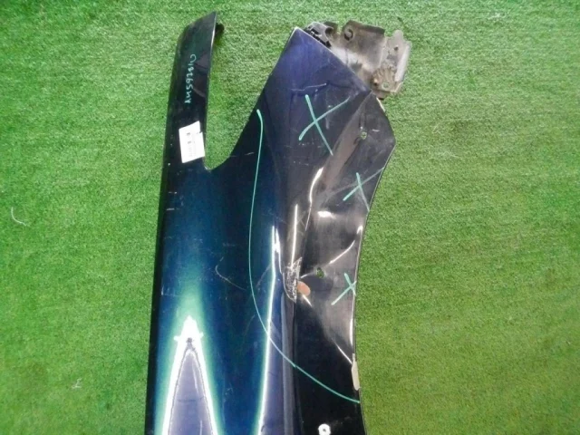 Крыло правое для Infiniti QX 80 2013-2022 на фотографиях