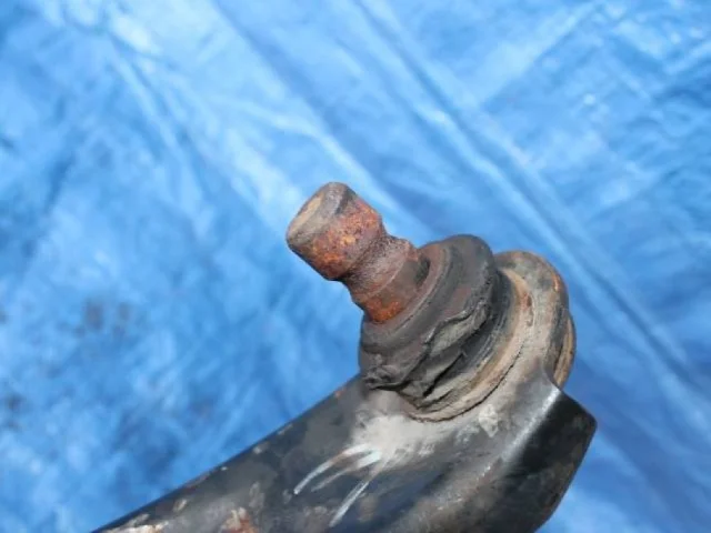 Рычаг передний левый нижний для Nissan Qashqai J10 2006-2013 на фотографиях