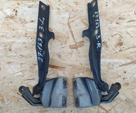 Петля капота левая для Suzuki Grand Vitara 2005-2014 на фотографиях