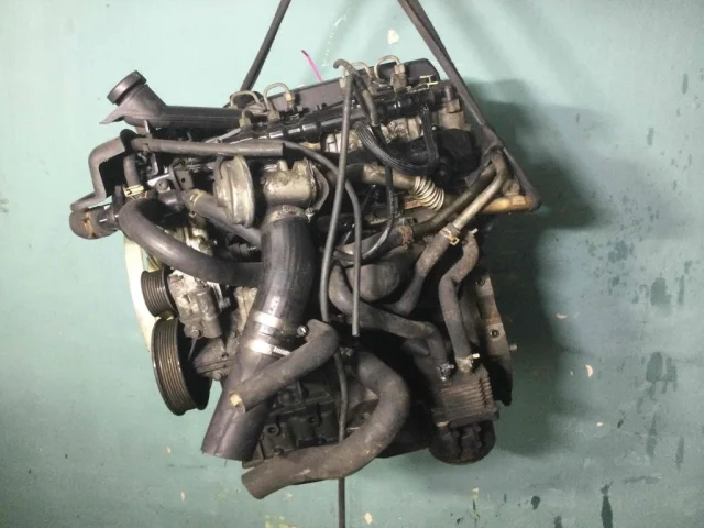 Двигатель для Ford Transit 2000-2006 Фургон на фотографиях