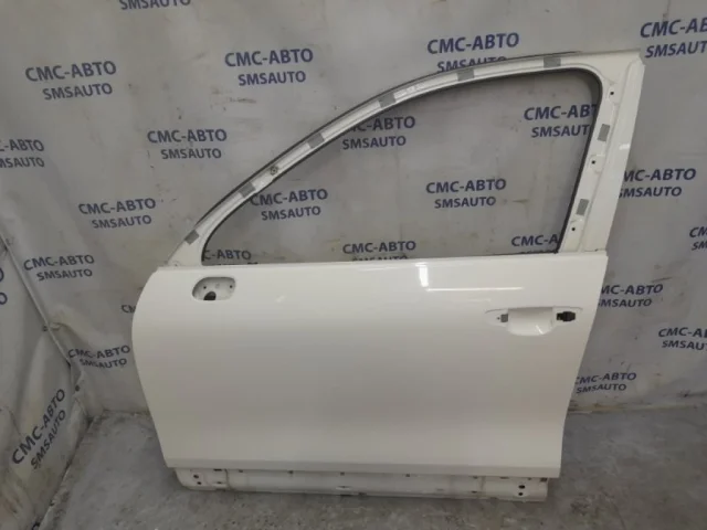 Накладка на дверь передняя левая для Volkswagen Touareg II (7P5) 2010-2014 на фотографиях