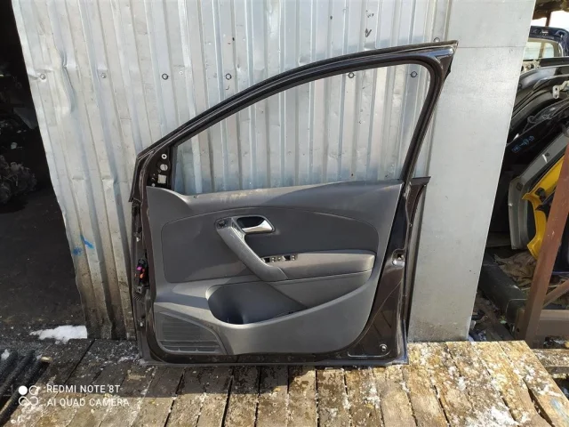 Дверь передняя правая для Volkswagen Polo V (6R) 2009-2014 на фотографиях