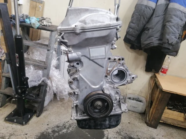 Двигатель для Toyota Avensis Хетчбек T250 2003-2008 на фотографиях