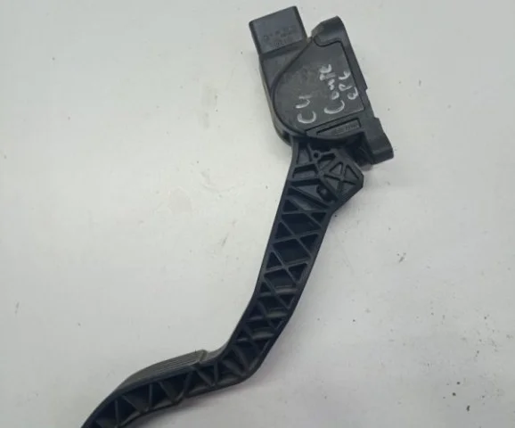 Электронная педаль газа для Citroen C4 Хэтчбек 3dr 2004-2011 на фотографиях