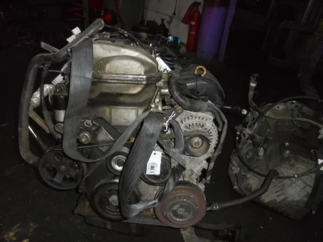 Двигатель для Toyota Avensis Хетчбек T250 2003-2008 на фотографиях