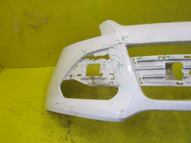 Бампер для Ford Kuga CBV 2008-2013 на фотографиях