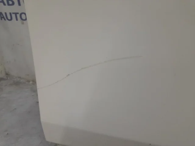 Накладка на дверь передняя левая для Volkswagen Touareg II (7P5) 2010-2014 на фотографиях