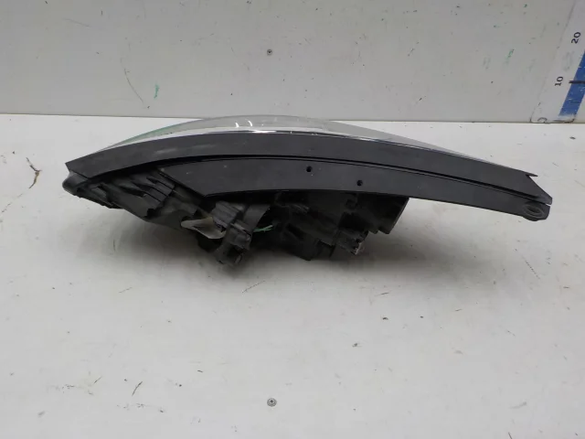 Фара правая для Hyundai Tucson LM 2009-2015 на фотографиях