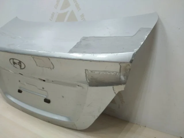 Крышка багажника для Hyundai Accent 4 Седан RB 2010-2017 на фотографиях