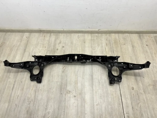 Панель радиатора (телевизор) для Porsche Cayenne 958 Rest 2014-2018 на фотографиях