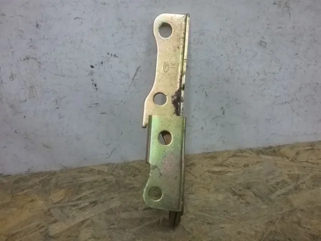 Петля капота левая для Hyundai Accent 2 Седан LC 1999-2012 на фотографиях