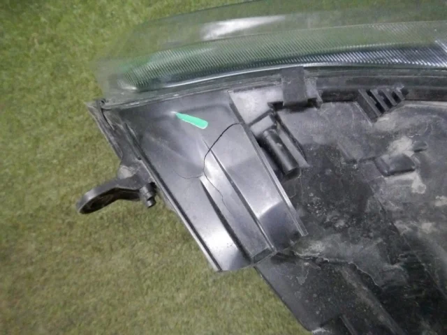 Фара ксенон левая для Renault Duster HM 2020+ на фотографиях