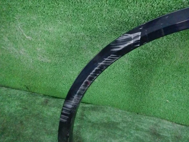 Расширитель арок задний правый для Volkswagen Touareg III (CR) 2018+ на фотографиях