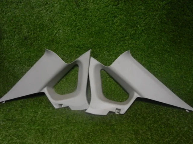 Обшивка центральной левой стойки для Nissan Almera G15 2012-2019 на фотографиях