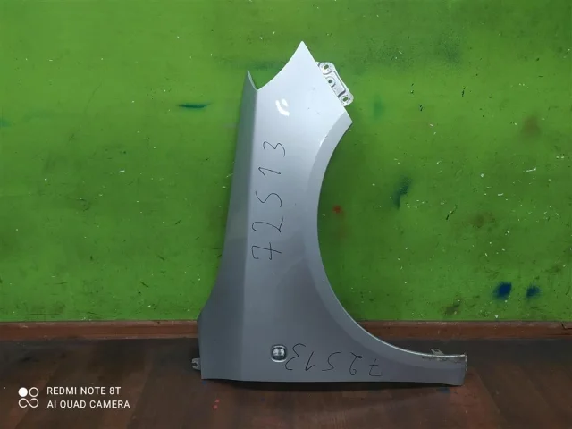 Крыло правое для Skoda Fabia 5J Estate 2007-2015 на фотографиях