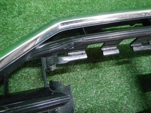 Решетка радиатора для Audi A7 C8 2018+ на фотографиях