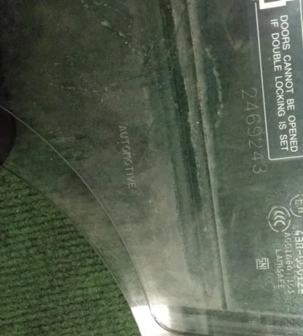 Стекло двери переднее левое для Lexus RX GGL10,15,16W, GYL10,15,16W (JDM) 2009-2014 на фотографиях