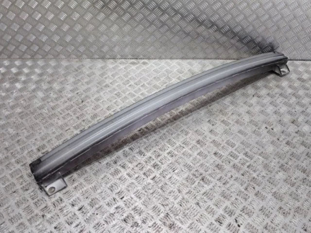 Усилитель переднего бампера для Ford Explorer U502 rest 2014-2019 на фотографиях