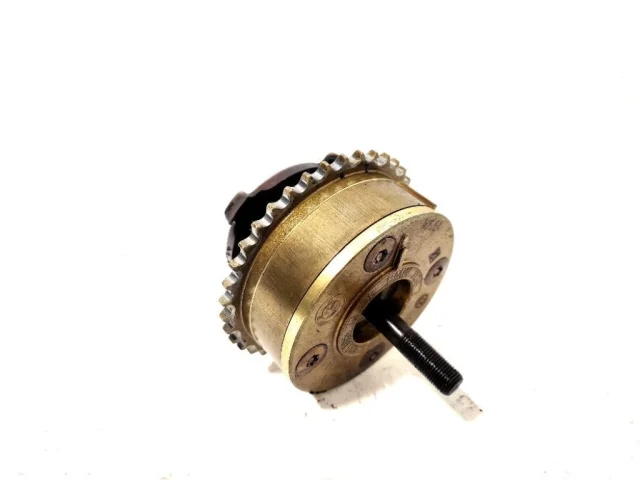 Регулятор фаз газораспределения для BMW X5 Е70 2006-2013 на фотографиях