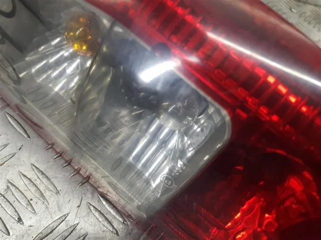 Фонарь левый для Ford Transit 2006-2013 Фургон на фотографиях