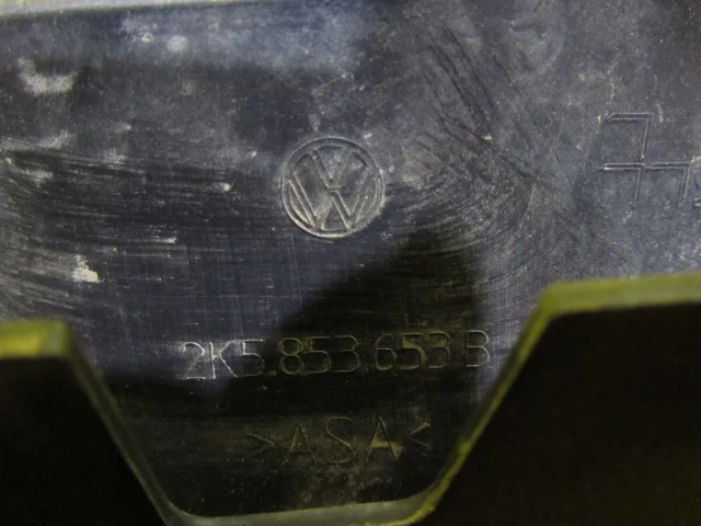 Решетка радиатора для Volkswagen Caddy IV (2K) 2015-2020 на фотографиях