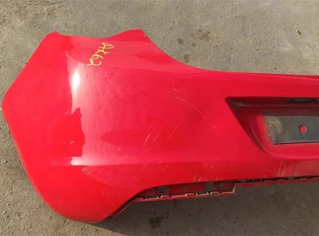 Бампер для Opel Astra J Sports Tourer 2009-2017 на фотографиях