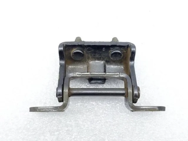 Петля двери задняя правая верхняя для Nissan Qashqai J11 2013-2019 на фотографиях