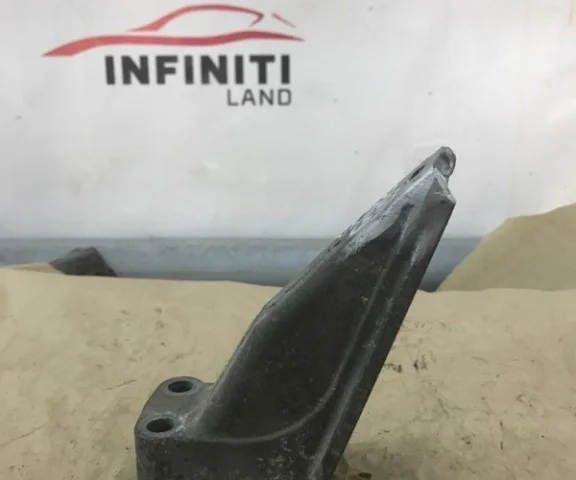 Кронштейн подушки двигателя задний правый для Infiniti FX S51 2008-2013 на фотографиях