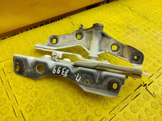 Петля капота левая для Mercedes-Benz S class W221 2005-2013 на фотографиях