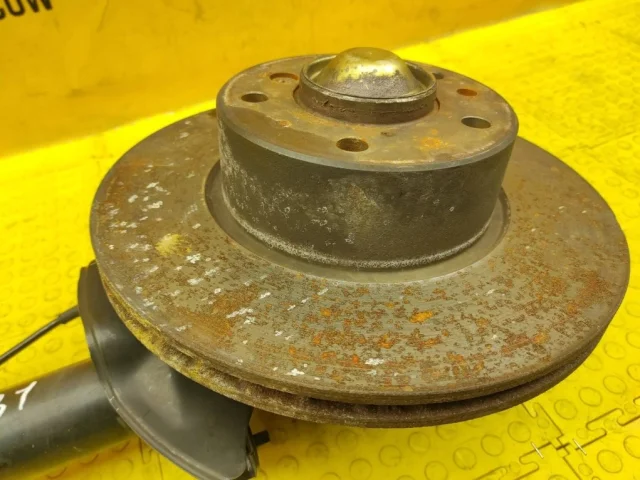 Амортизатор передний левый для BMW 5er Е34 1987-1996 на фотографиях