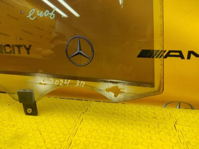 Стекла и зеркала для Mercedes-Benz S class W220 1998-2005 на фотографиях