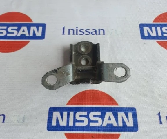 Петля двери передней левой верхняя для Nissan X-Trail T32 JDM 2013-2022 на фотографиях