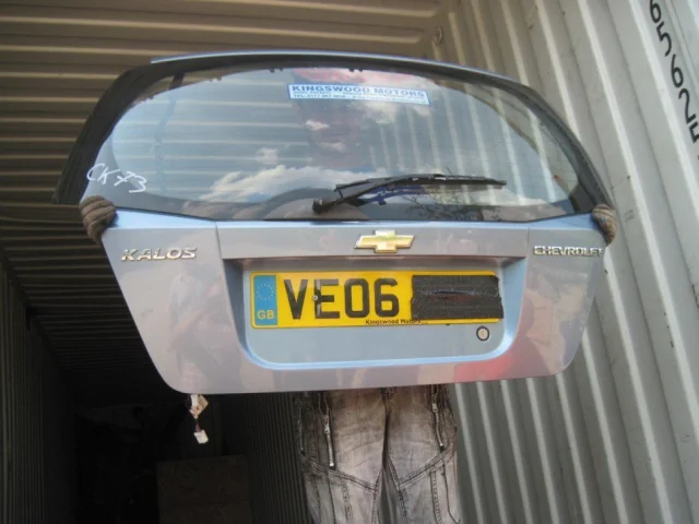 Крышка багажника для Chevrolet Aveo T200 Хэтчбек 2002-2008 на фотографиях