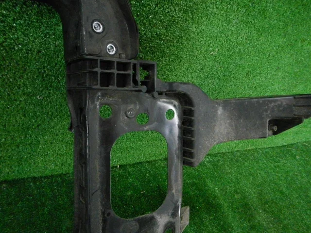 Панель радиатора (телевизор) для Kia Cerato YD 2016-2020 rest. на фотографиях