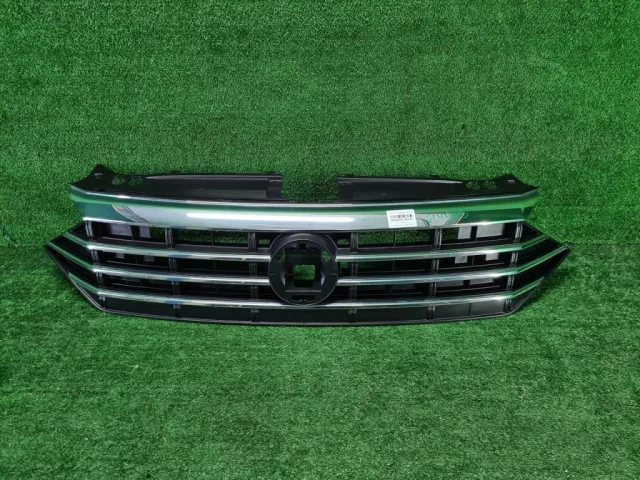 Решетка радиатора для Volkswagen Jetta 7 2020+ на фотографиях