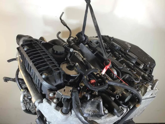 Двигатель без навесного для Mercedes-Benz C class S202 1996-2001 на фотографиях