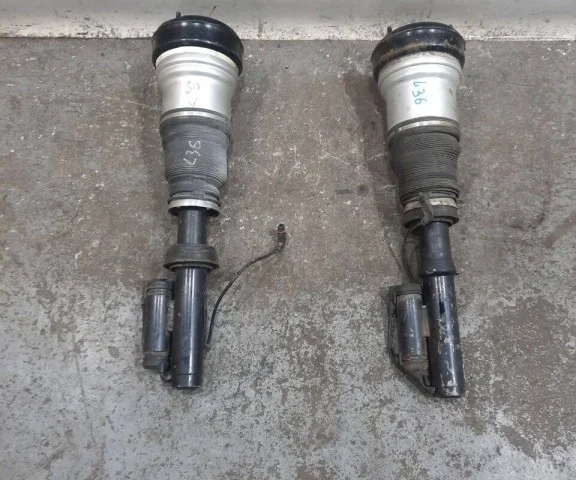 Пневмостойка передняя правая для Mercedes-Benz S class W220 1998-2005 на фотографиях