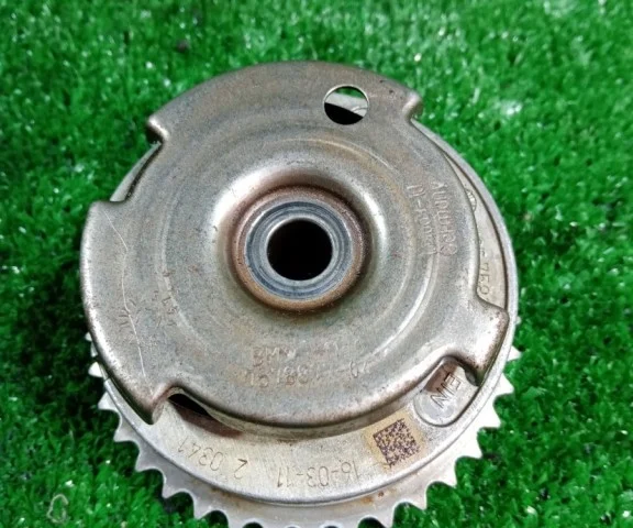 Регулятор фаз газораспределения для BMW X5 Е70 2006-2013 на фотографиях