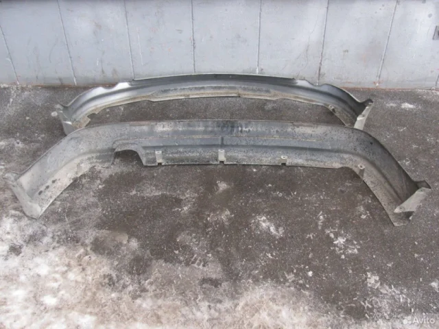 Накладка переднего бампера для Suzuki Liana Хэтчбек RC 2001-2008 на фотографиях