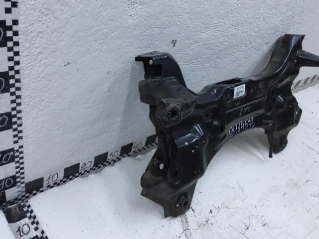 Подрамник двигателя для Hyundai Creta 2 SU2 2021+ на фотографиях