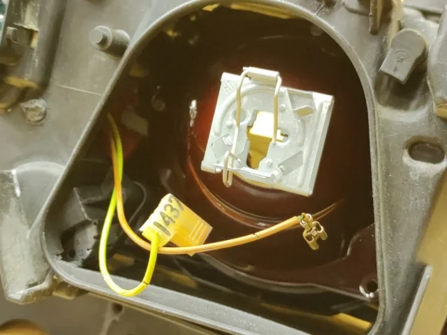 Фара левая для BMW 7er Е38 1994-2001 на фотографиях