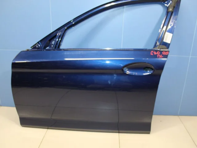 Накладка на дверь передняя левая для BMW 5er G30 2016-2023 на фотографиях