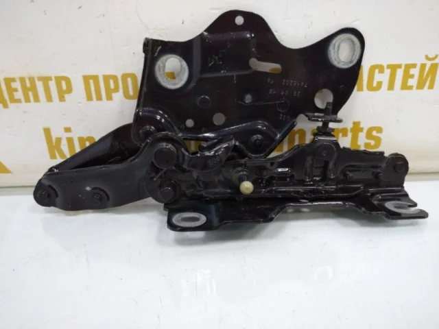 Петля капота левая для BMW X5 G05 2018+ на фотографиях