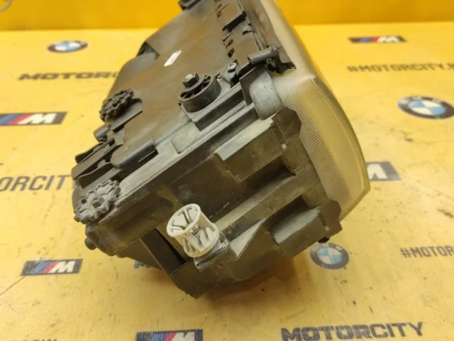 Фара левая для BMW 7er Е38 1994-2001 на фотографиях