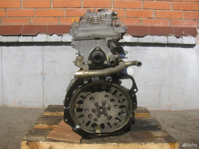 Двигатель без навесного для Mazda Familia Y12 Универсал 2007-2018 на фотографиях