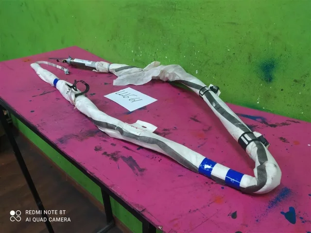 Датчик подушки безопасности для Audi A4 B8 Avant 2007-2015 на фотографиях