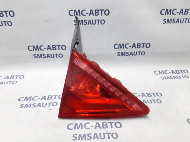 Фонарь внутренний левый для Audi A7 4G 2010-2014 на фотографиях